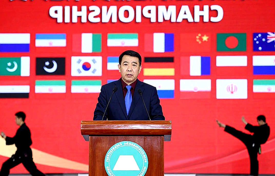 Chín chiều dữ liệu của một trận esports: khi bản phân tích trống vẫn được trình bày như một bảng điểm