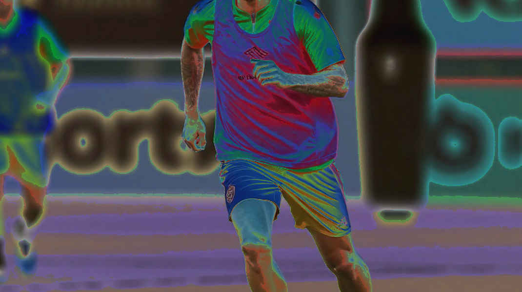 Chiếc thang 14 bậc: vì sao ba trận thắng ở V.League đủ để tạo ra một huyền thoại