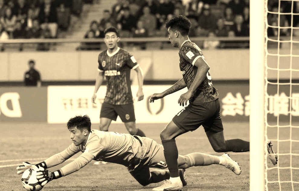 Bốn trận thắng, một chiếc băng đội trưởng: Bồ Đào Nha và bài toán Ronaldo
