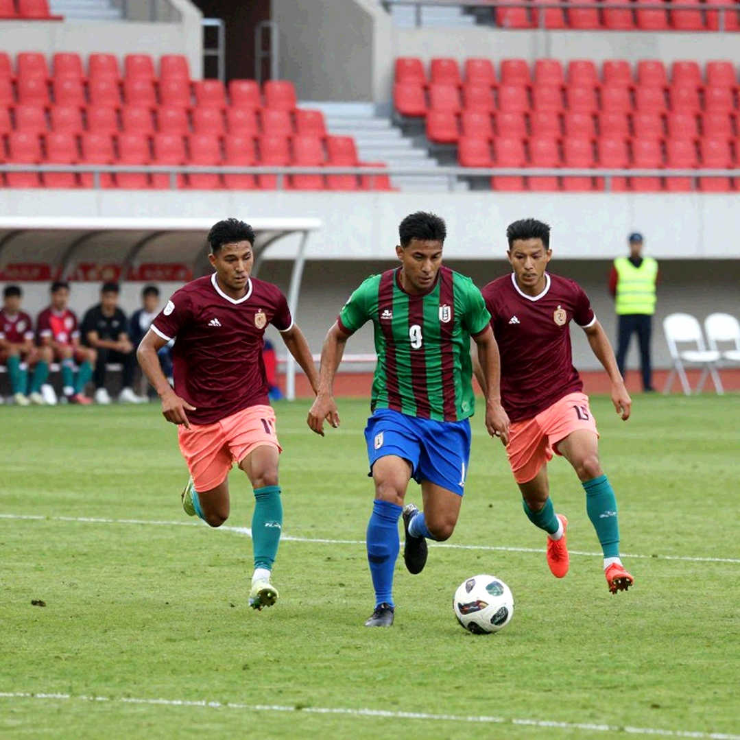 Dòng tiền V.League: vì sao hợp đồng ở Việt Nam tan vỡ trước khi chữ ký kịp khô
