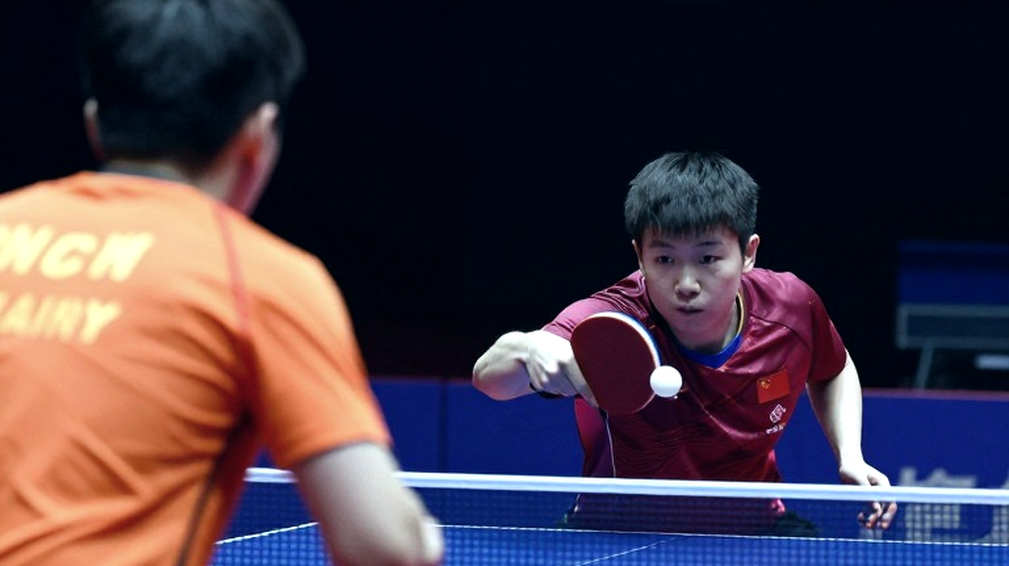 Giải Bóng Bàn Clacton & Dist: Salter tỏa sáng trong màu áo Brotherhood
