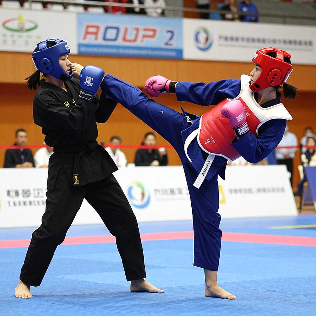 Bản đồ nhà vô địch MMA xuyên giải đấu: khoảng trống quyền lực và bậc thang cân nặng bị dịch chuyển Bản đồ nhà vô địch MMA xuyên giải đấu: khoảng trống quyền lực và bậc thang cân nặng bị dịch chuyển