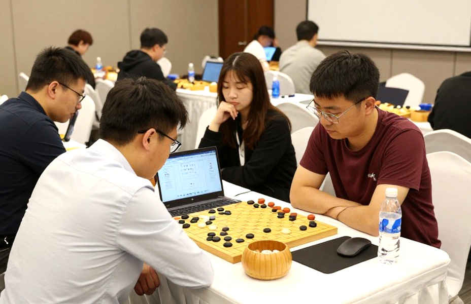 Carlsen trở lại, Giải Cờ Vua Toàn Cầu 2026 hứa hẹn cuộc đua nước rút trước thềm Olympiad Carlsen trở lại, Giải Cờ Vua Toàn Cầu 2026 hứa hẹn cuộc đua nước rút trước thềm Olympiad