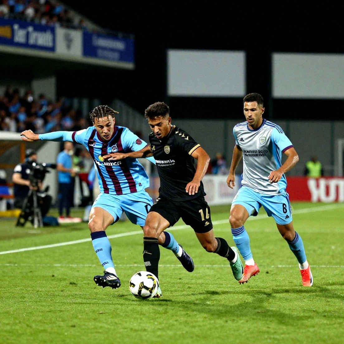 Mendy và Galeno trở lại, Al-Ahli vẫn khuyết ba hậu vệ trước cuộc chạm trán Al-Gharafa