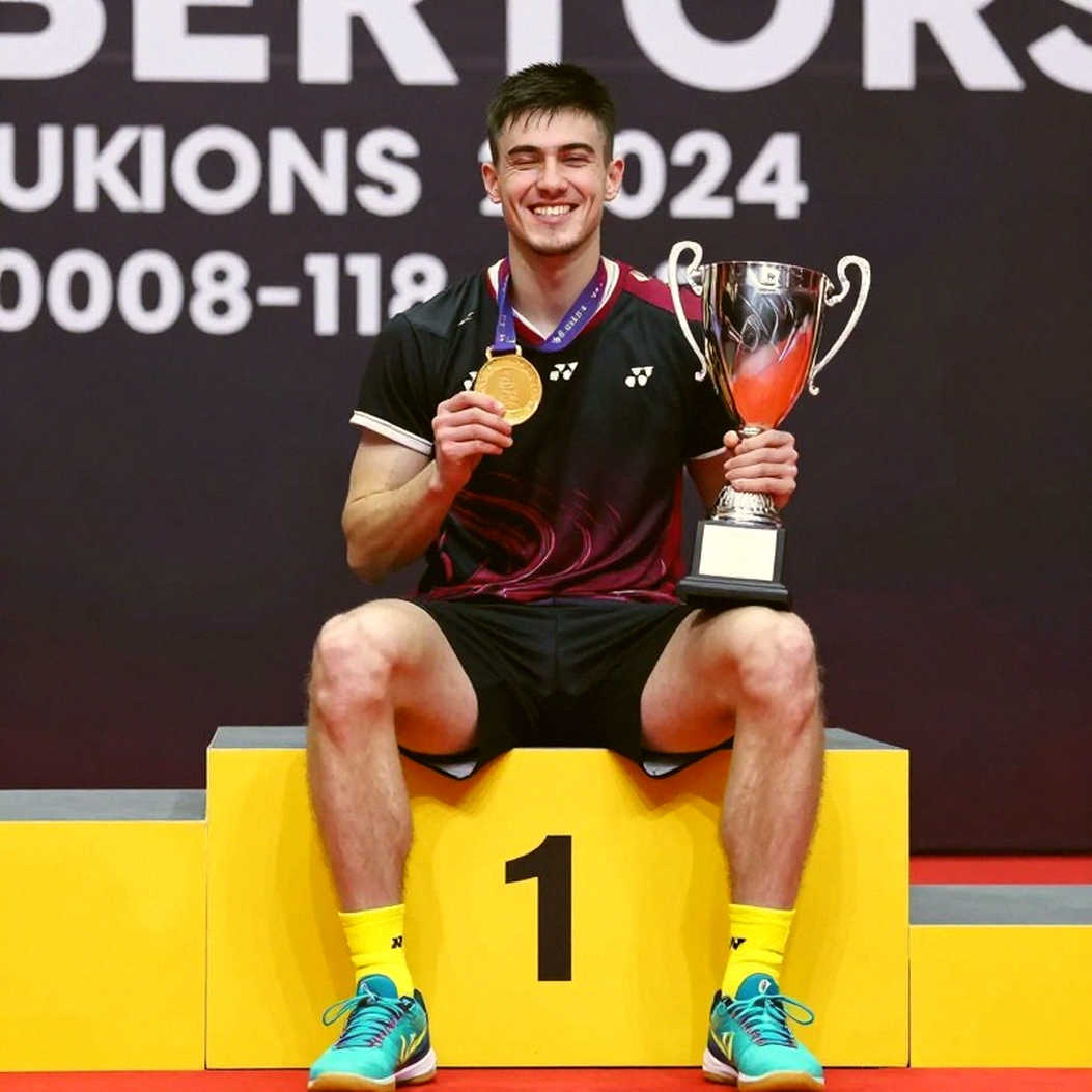 Alwi Farhan Trains with Momota in Tokyo: The Real Measure of an Asian Games Berth