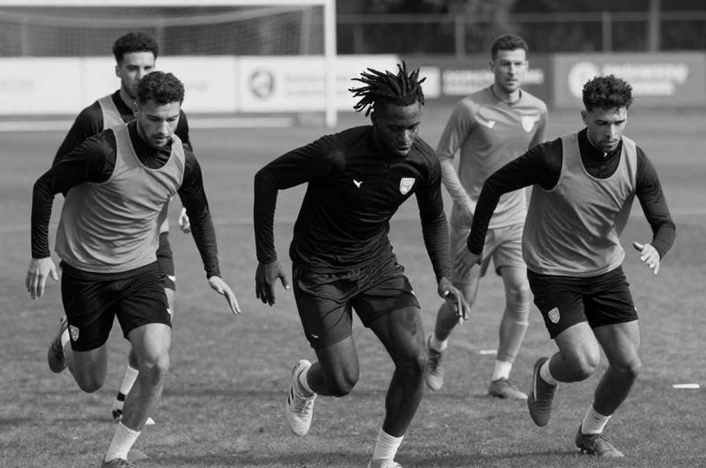 Trọng Tài, VAR Và Ranh Giới Niềm Tin: V.League Đọc Lại Từ Phòng Kiểm Tra Hình Ảnh